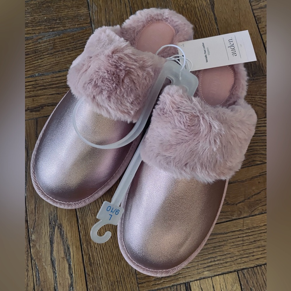 Pink Metallic Slippers with Faux Fur by Auden
